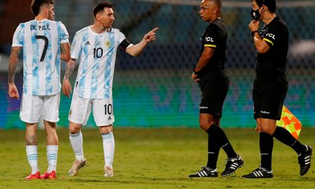 La Selección Argentina de Lionel Messi juega este martes frente a Colombia por las semifinales de la Copa América. La Selección Argentina de Lionel Messi juega este martes frente a Colombia por las semifinales de la Copa América.