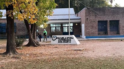 Tragedia en una escuela de Santa Fe: un docente de plástica murió en medio de una clase