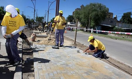 el gobernador reconocio lentitud en la obra de av.penaloza el gobernador reconocio lentitud en la obra de av.penaloza