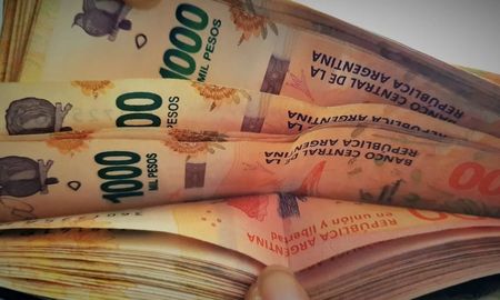 Salario mínimo en Argentina: ¿Cómo quedarán los aumentos desde diciembre de 2024 hasta marzo de 2025? Salario mínimo en Argentina: ¿Cómo quedarán los aumentos desde diciembre de 2024 hasta marzo de 2025?
