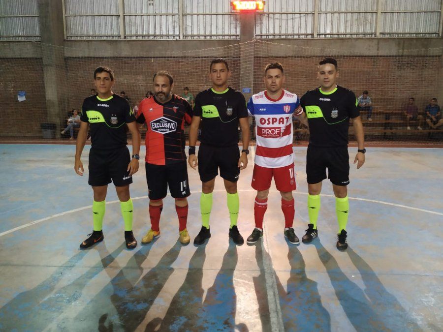 Colón ganó el clásico de futsal con goleada ante Unión