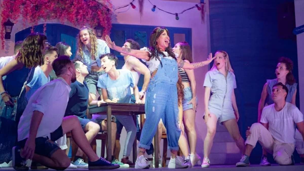 Florencia Peña anunció la llegada de Mamma Mia a Mar del Plata.