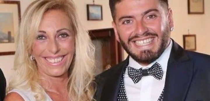 La italiana junto a su hijo Diego Jr.