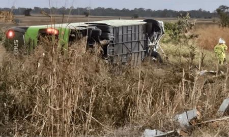 Una joven santafesina de 26 años murió tras el vuelco de un colectivo en el noreste de Australia.