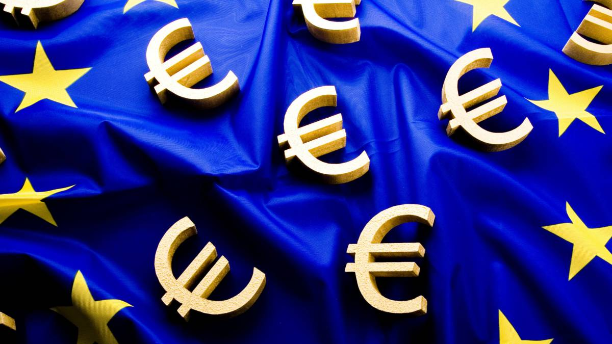 Varios gigantes tecnol&oacute;gicos vieron multas multimillonarias.