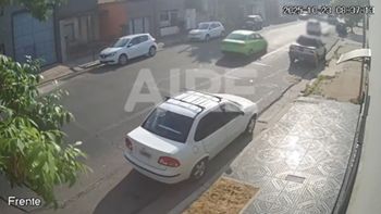 Barrio Roma: un hombre caminaba por la calle y fue atropellado por un auto.