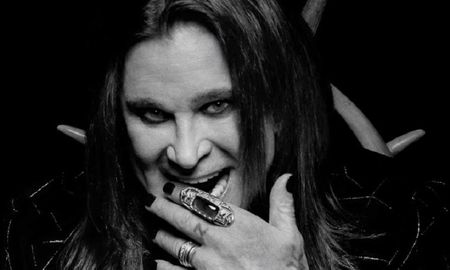 La leyenda del heavy metal, Ozzy Osbourne, bromeó sobre su fama satánica y la pandemia que afectó a su esposa e hija. La leyenda del heavy metal, Ozzy Osbourne, bromeó sobre su fama satánica y la pandemia que afectó a su esposa e hija.