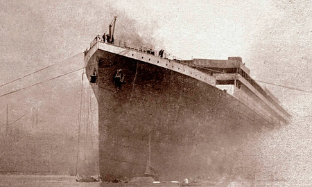 Otra teoría loca de QAnon: el Titanic nunca se hundió Otra teoría loca de QAnon: el Titanic nunca se hundió