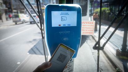 Rosario aumentó el boleto de colectivo y crece la incógnita en Santa Fe: ¿cuándo puede haber nueva suba?