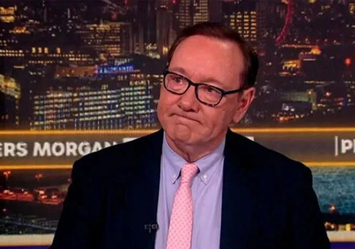 Kevin Spacey rompió en llanto, admitió traspasar los límites y confesó que está en banca rota