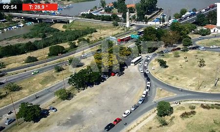 levantan por una hora el corte en el ingreso a santa fe por la ruta 168 levantan por una hora el corte en el ingreso a santa fe por la ruta 168