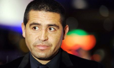 Juan Román Riquelme, vice de Boca Juniors, dio positivo de Covid-19. Está aislado y en buen estado de salud. Juan Román Riquelme, vice de Boca Juniors, dio positivo de Covid-19. Está aislado y en buen estado de salud.