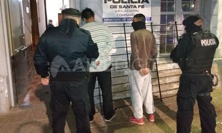 Tienen 28 y 21 años fueron llevados a la Seccional 8° de Policía. Tienen 28 y 21 años fueron llevados a la Seccional 8° de Policía.