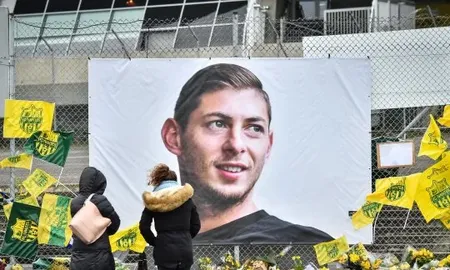 El caso Emiliano Sala tendrá un nuevo capítulo judicial este lunes. El Tribunal Mercantil de Nantes dará a conocer su resolución sobre el litigio económico que mantienen el Nantes de Francia y el Cardiff City de Gales.