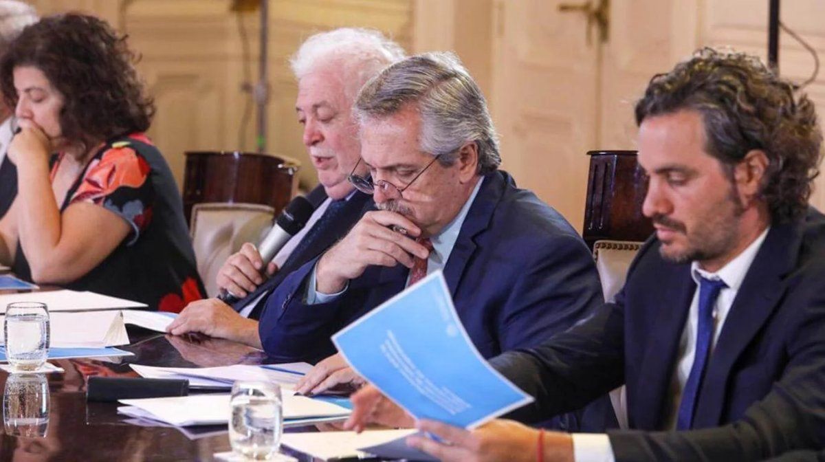 Alberto Fernández y los ministros del Gobierno Nacional.