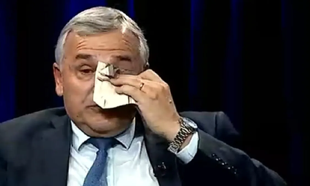Gerardo Morales lloró con Novaresio en TV cuando le preguntaron si iba a hacerse un ADN Gerardo Morales lloró con Novaresio en TV cuando le preguntaron si iba a hacerse un ADN