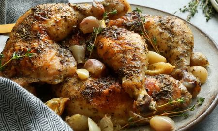 Todos los detalles para hacer pollo a la provenzal de la mano de Guillermo Calabrese. Todos los detalles para hacer pollo a la provenzal de la mano de Guillermo Calabrese.