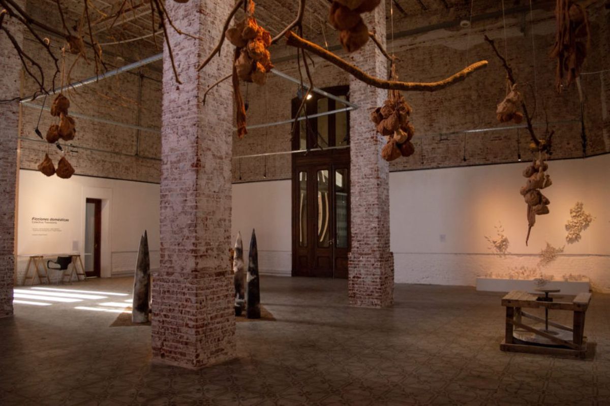 La convocatoria alcanza a todos los proyectos expositivos de artistas o curadores, en todas las disciplinas de las artes visuales.