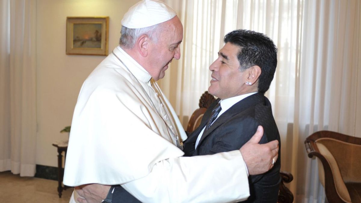 El Papa Francisco recordó este miércoles con afecto sus encuentros con Diego Maradona