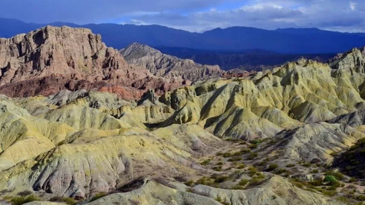 La provincia de Catamarca se encuentra repleta de atractivos naturales y únicos que se pueden visitar en un fin de semana largo. La provincia de Catamarca se encuentra repleta de atractivos naturales y únicos que se pueden visitar en un fin de semana largo.