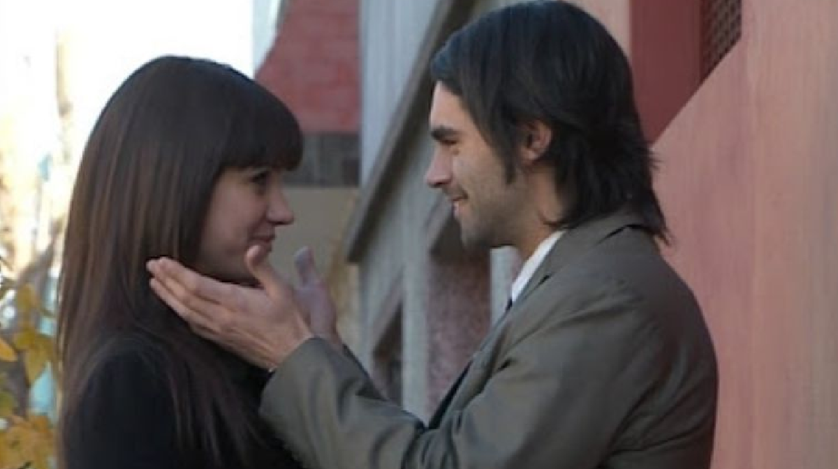En 2008, Nancy Dupl&aacute;a, mujer de&nbsp;Echarri, protagoniz&oacute; junto a&nbsp;Gonzalo Heredia "Socias".