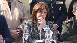 Bullrich dijo que Los Monos pagan hasta 4 mil pesos por balacera Bullrich dijo que Los Monos pagan hasta 4 mil pesos por balacera