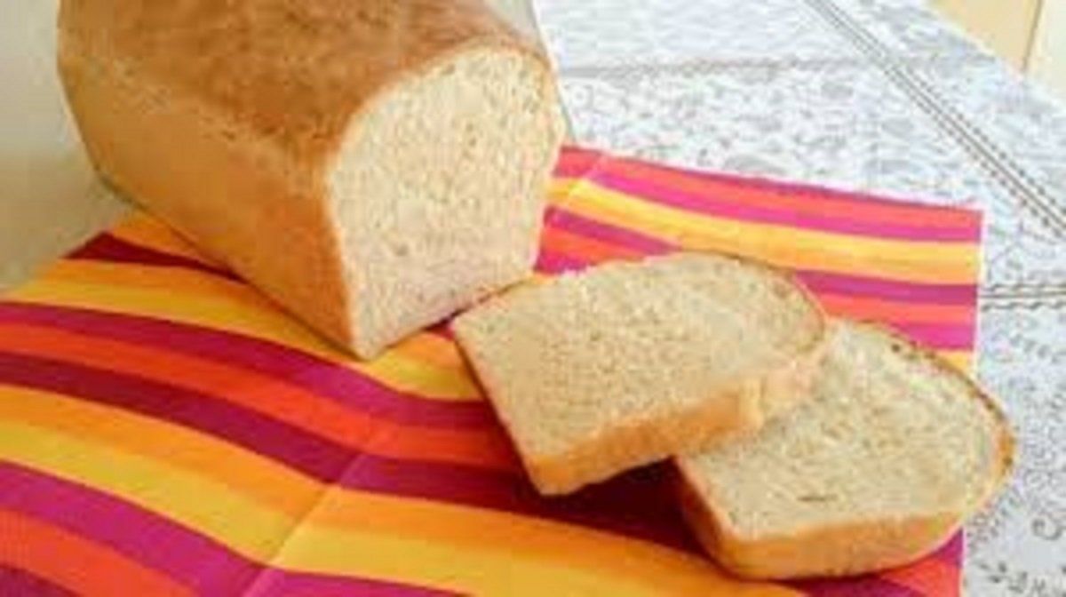 Pan lactal casero.