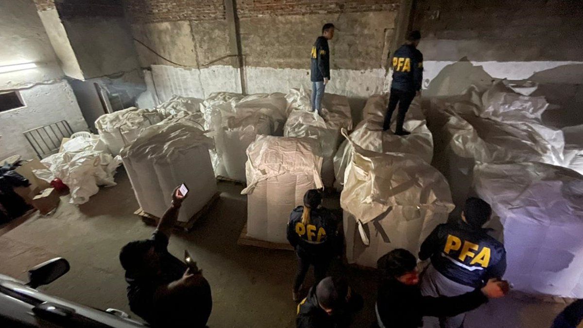 Los narcos tenían previsto enviar la cocaína camuflada en bolsas con cereales.