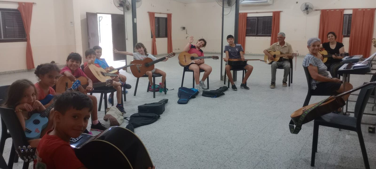 El Liceo Municipal de Sauce Viejo presentó su propuesta educativa para el 2024. El Liceo Municipal de Sauce Viejo presentó su propuesta educativa para el 2024.