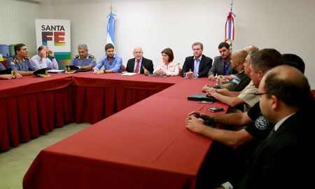 lifschitz evaluo como ?muy positivo? el trabajo conjunto con el ministerio de seguridad nacional lifschitz evaluo como ?muy positivo? el trabajo conjunto con el ministerio de seguridad nacional