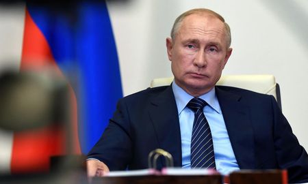 Pese a las advertencias de Vladimir Putin, Suecia y Finlandia analizan presentar conjuntamente ingresar a la OTAN. Pese a las advertencias de Vladimir Putin, Suecia y Finlandia analizan presentar conjuntamente ingresar a la OTAN.