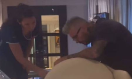 Marcelo Tinelli recibió fuertes críticas tras la viralización de un video junto a su empleada doméstica. Marcelo Tinelli recibió fuertes críticas tras la viralización de un video junto a su empleada doméstica.