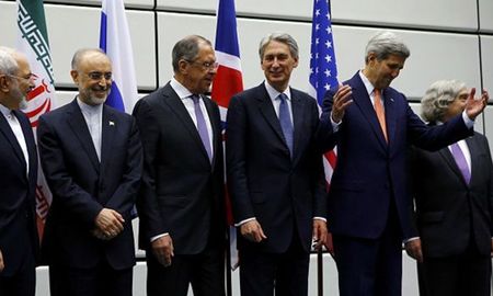 El ministro de Relaciones Exteriores de Francia, Jean-Yves Le Drian, recibió esta tarde a sus pares alemán, Heiko Maas; y británico, Dominic Raab; en París, en una reunión en la que el secretario de Estado norteamericano, Antony Blinken, participó por videoconferencia. El ministro de Relaciones Exteriores de Francia, Jean-Yves Le Drian, recibió esta tarde a sus pares alemán, Heiko Maas; y británico, Dominic Raab; en París, en una reunión en la que el secretario de Estado norteamericano, Antony Blinken, participó por videoconferencia.