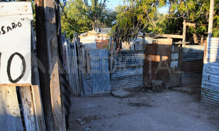 La víctima fatal fue atacada a balazos por desconocidos en Rosario. La víctima fatal fue atacada a balazos por desconocidos en Rosario.