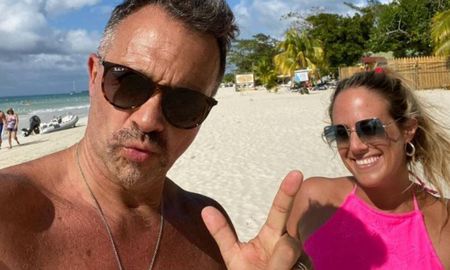 Mica es la hija de Sergio Lapegüe. Mica es la hija de Sergio Lapegüe.