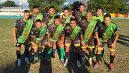 Los Canarios se quedó con el título del torneo de pretemporada de Liga Santafesina. Foto: Mauro González.