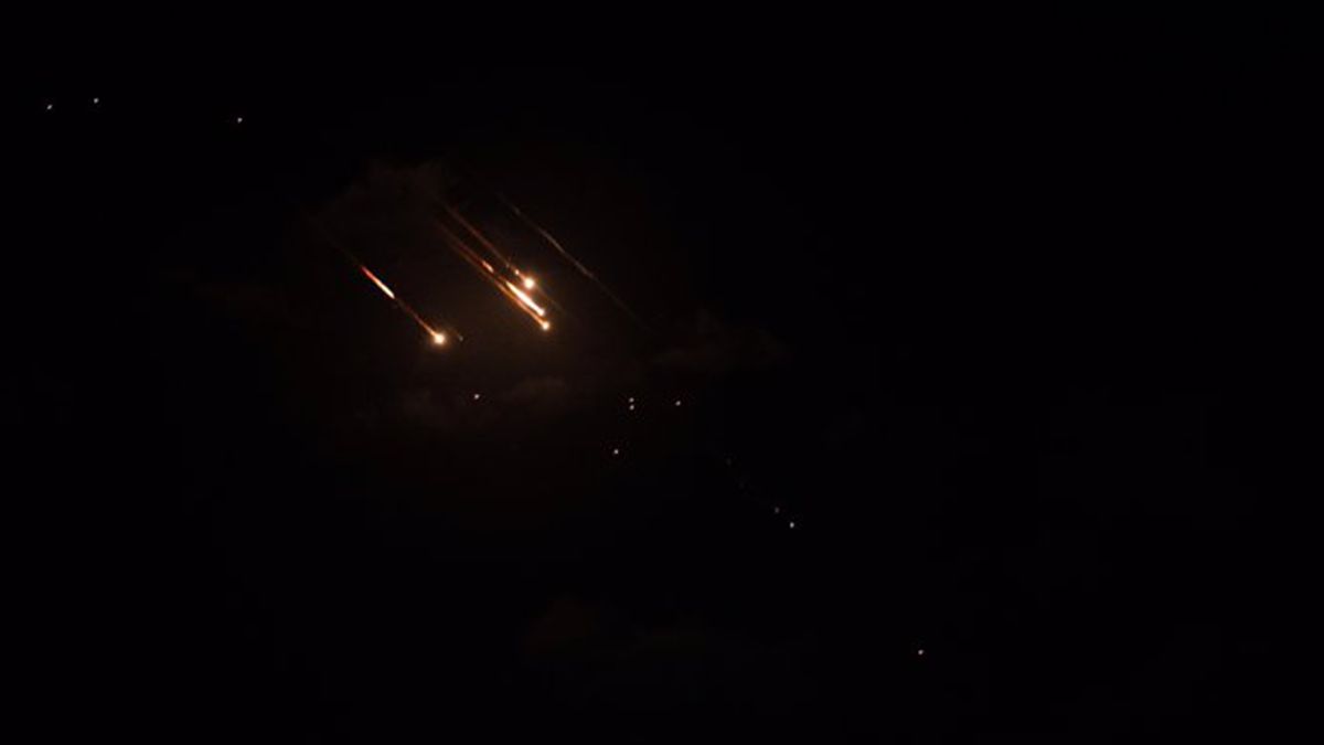 Algunos de los misiles fueron interceptados por el sistema de defensa antiaérea Arrow, informó el noticiero de la televisión estatal israelí Kan TV. Algunos de los misiles fueron interceptados por el sistema de defensa antiaérea Arrow, informó el noticiero de la televisión estatal israelí Kan TV.