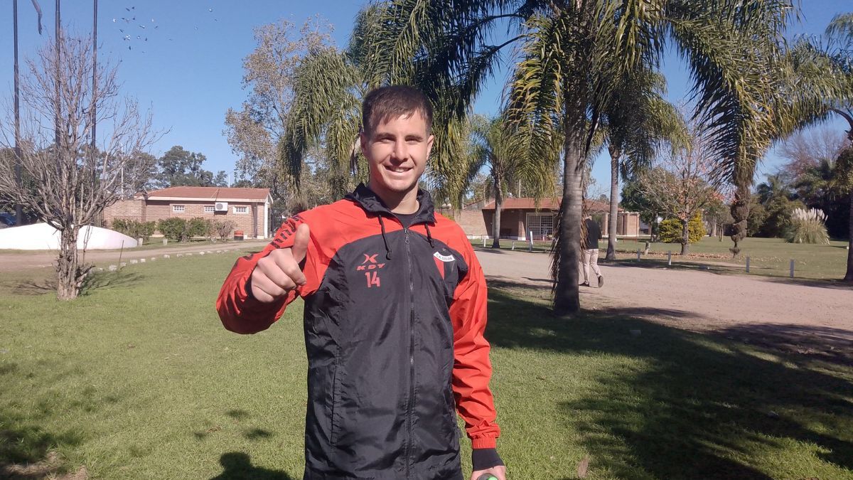 Facundo Castro ya es jugador de Colón. Facundo Castro ya es jugador de Colón.