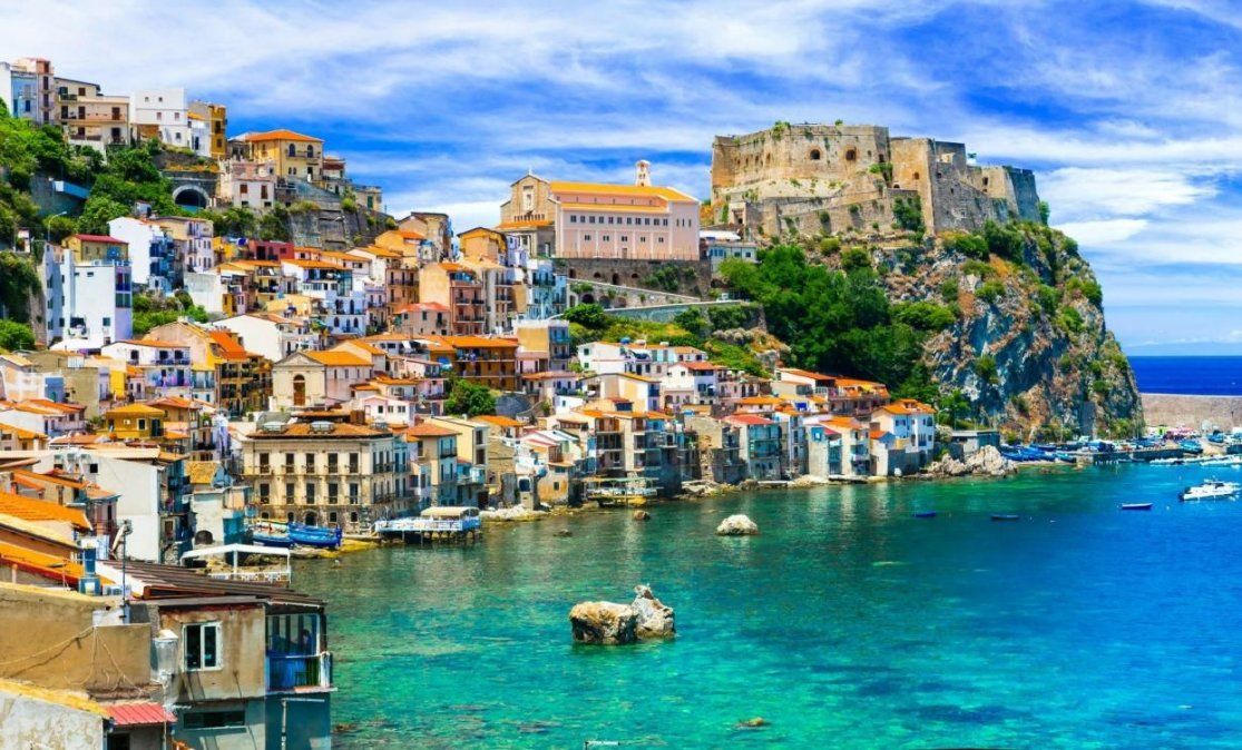 Buscan descendientes de italianos para vivir y trabajar en Calabria: ¿cuáles son los requisitos?