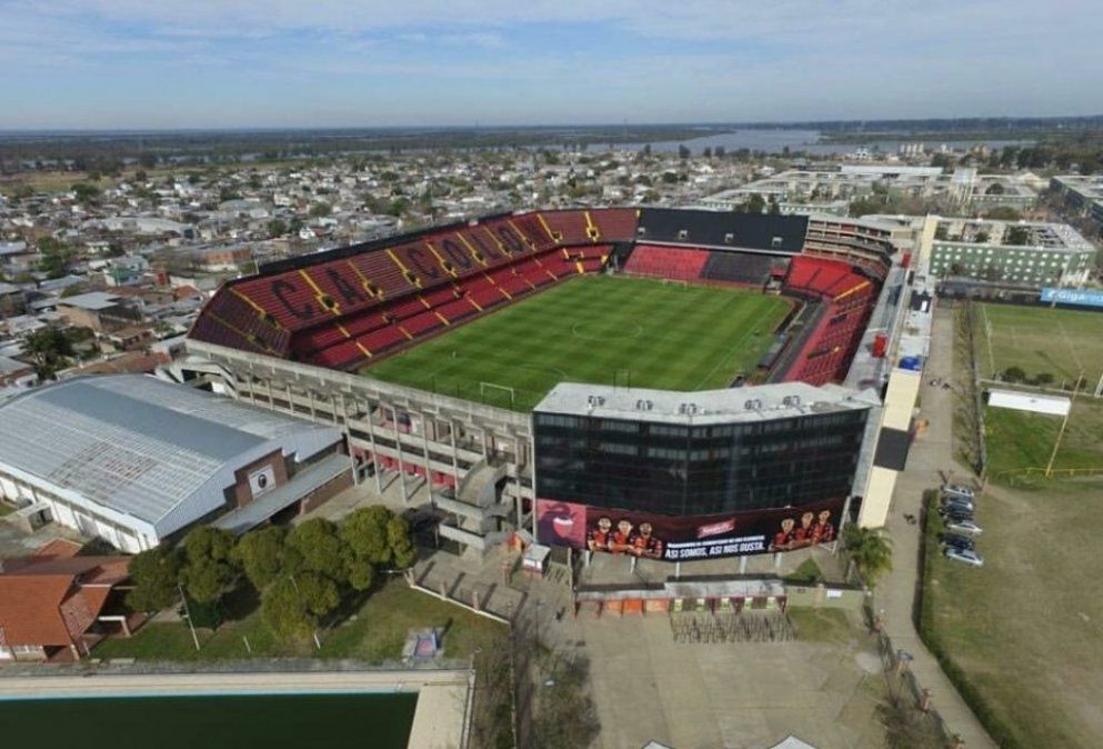 Estadio Colón.jpg
