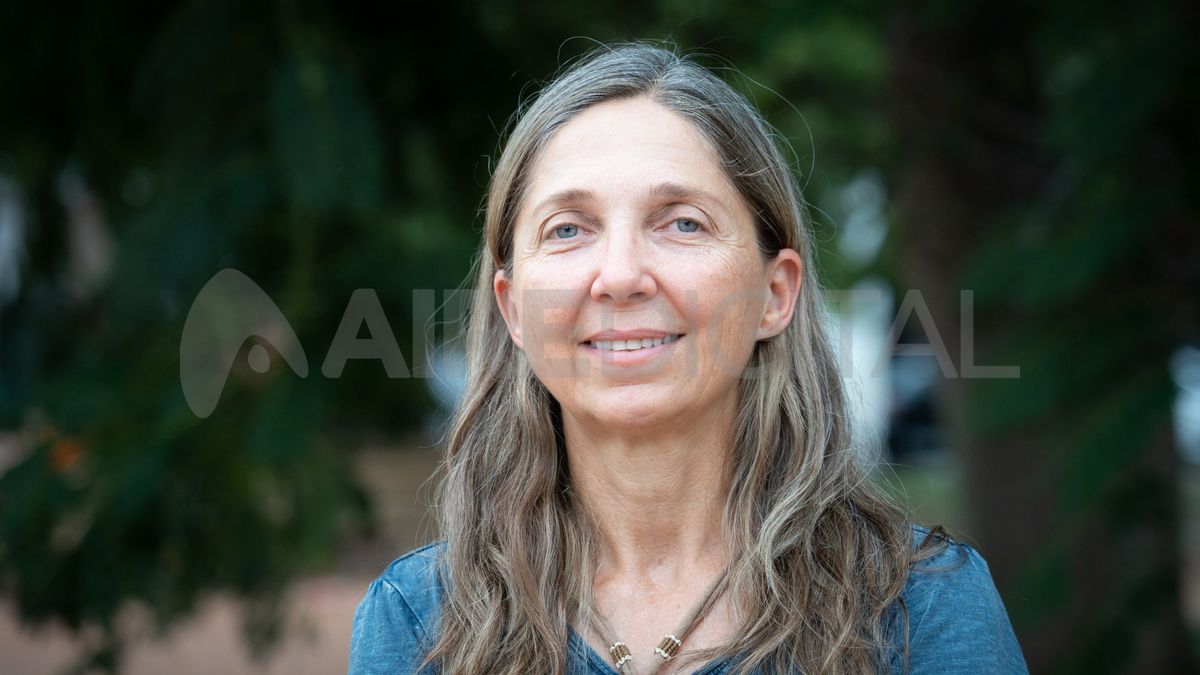 “Siempre pienso que ‘Hay secretos’ era una canción esperando que alguien la despertara”, dice Ruth Hillar sobre el tema que aborda la problemática del abuso y su prevención.