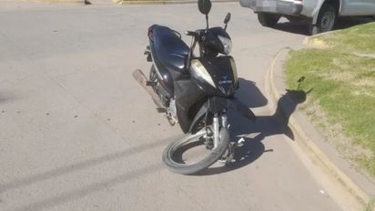 Un adolescente de 15 años resultó herido tras choque entre auto y moto en el norte de Santa Fe