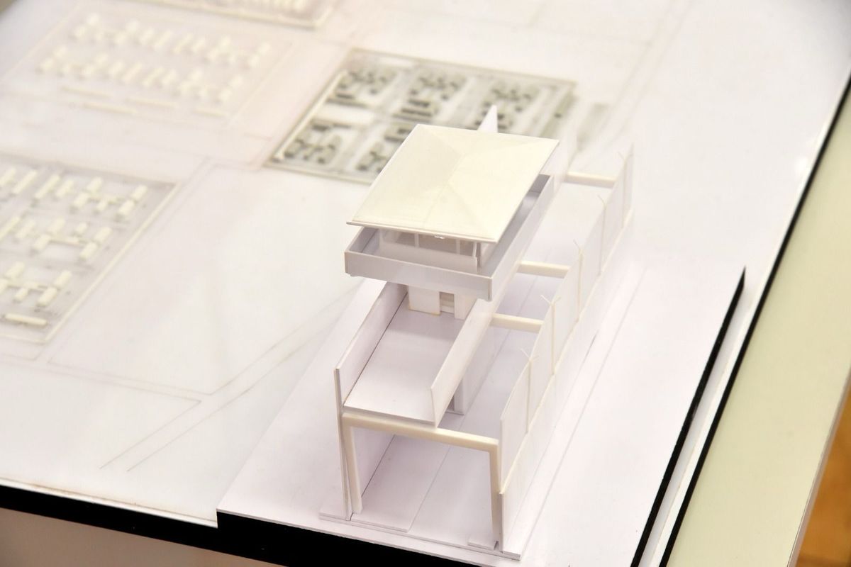 La maqueta del doble muro. La maqueta del doble muro.