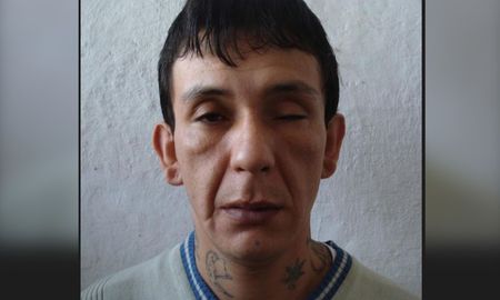 Carlos Tuerto Aranda se suicidó durante el jueves por la noche en una celda de aislamiento de la cárcel de Las Flores. Carlos Tuerto Aranda se suicidó durante el jueves por la noche en una celda de aislamiento de la cárcel de Las Flores.