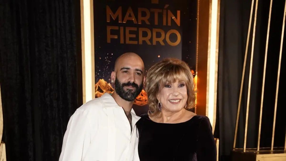 Georgina Barbarossa ingresó al Hilton acompañada por su hijo Tomás, queriendo quebrar su histórica ausencia mediática. Georgina Barbarossa ingresó al Hilton acompañada por su hijo Tomás, queriendo quebrar su histórica ausencia mediática.