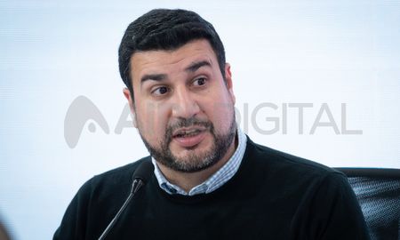 El diputado nacional Marcos Cleri (Frente de Todos) declaró este lunes como testigo en la causa que investiga el atentado contra la vicepresidenta Cristina Fernández de Kirchner. El diputado nacional Marcos Cleri (Frente de Todos) declaró este lunes como testigo en la causa que investiga el atentado contra la vicepresidenta Cristina Fernández de Kirchner.