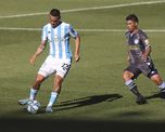 A las 21.15, Atlético Tucumán recibe a un Racing alternativo por la Copa de la Liga Profesional. A las 21.15, Atlético Tucumán recibe a un Racing alternativo por la Copa de la Liga Profesional.