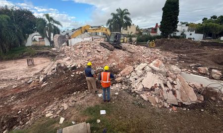 Avanza la obra del nuevo puente Santa Fe–Santo Tomé. Avanza la obra del nuevo puente Santa Fe–Santo Tomé.