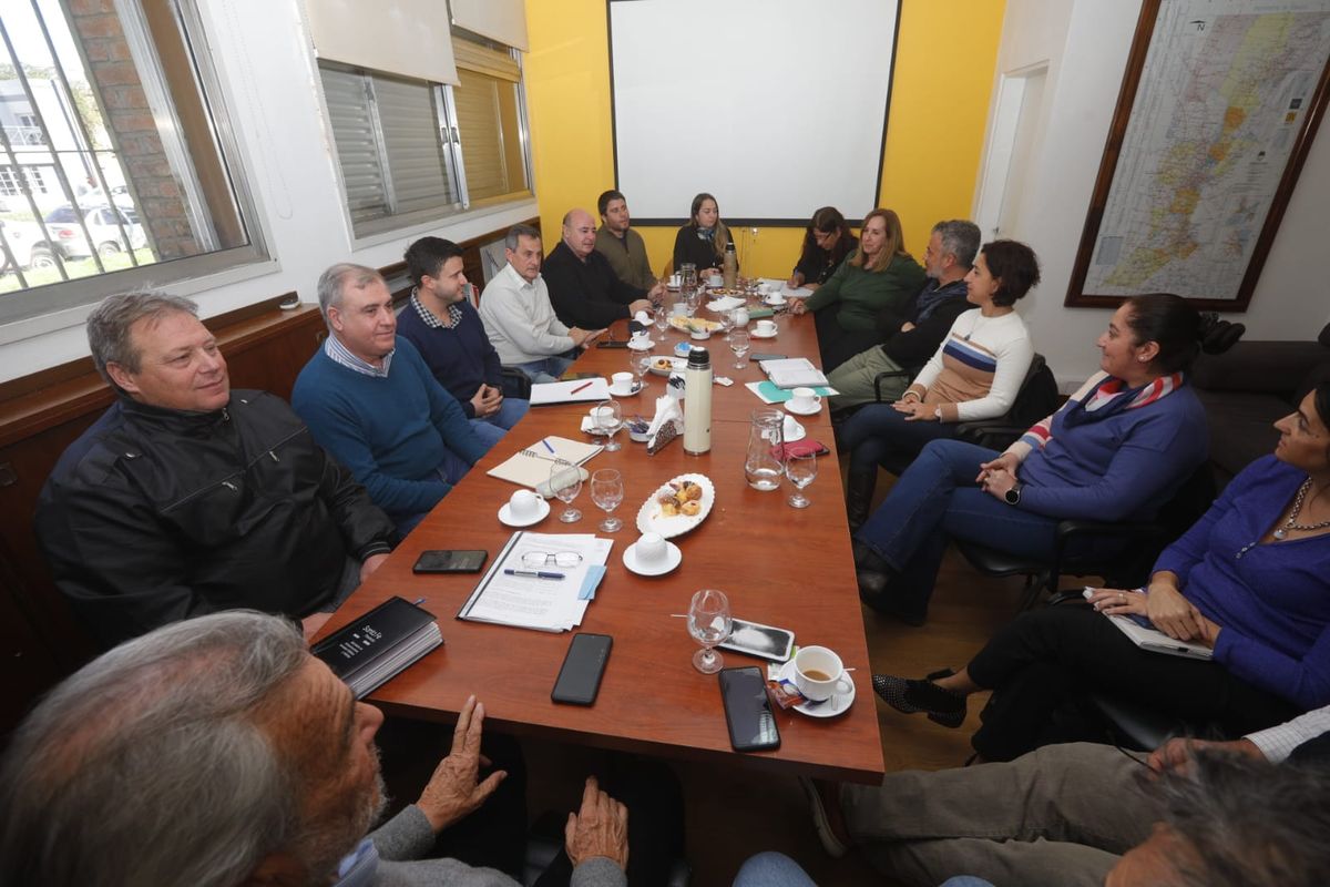 Se reunió el Comité de Emergencia Preventivo en la sede del ministerio de Infraestructura. Se reunió el Comité de Emergencia Preventivo en la sede del ministerio de Infraestructura.