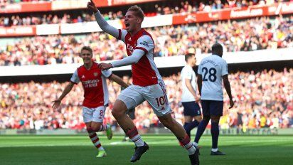 Premier League: Arsenal bailó a Tottenham, lo derrotó como local y lo pasó en la tabla